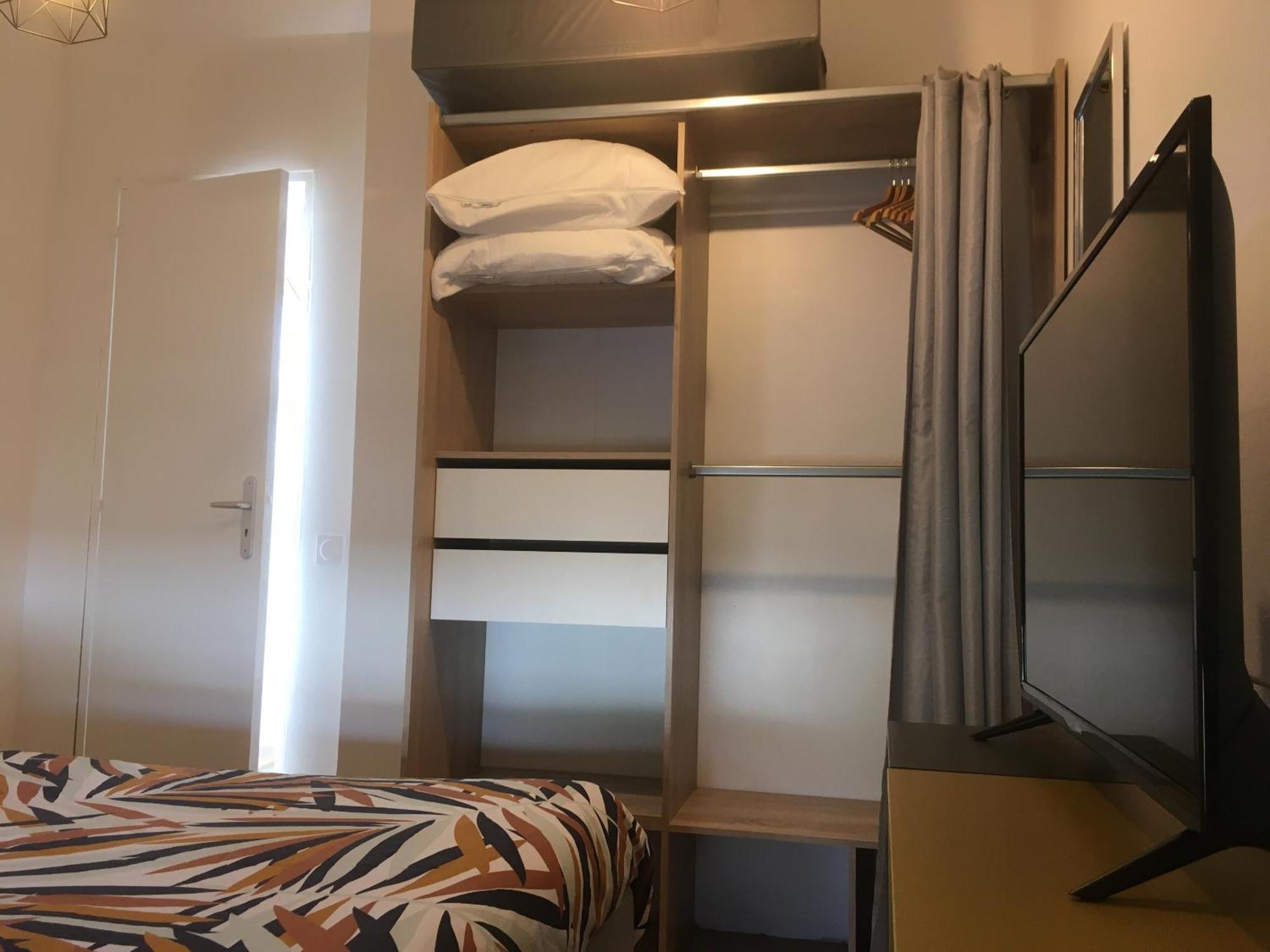 Les Spas De La Chartreuse Tarbes Zimmer foto